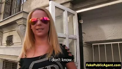 Bởi vì khi nhìn thấy vịt và nhận được trong xe của mình, các hành phim sec khong khách đã ly dị, một đối tác