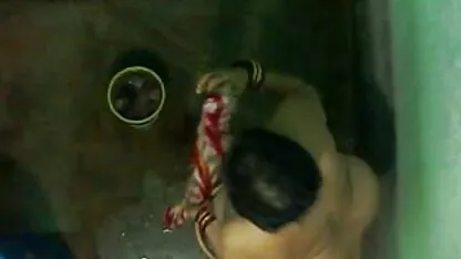 Micro đã phim sec hđ thử nghiệm séc báo động và đi ra ngoài cho tiền