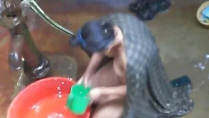 Đã phá vỡ cửa với một cái rìu và chiên, người tình, người đã có một hình xăm trong các chiến dịch tranh phim sec hd net cử