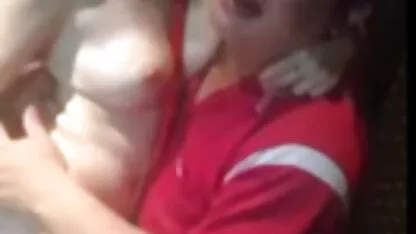 Bà học sinh fim sec khong che đầu tiên người bạn với người máy và băng hút