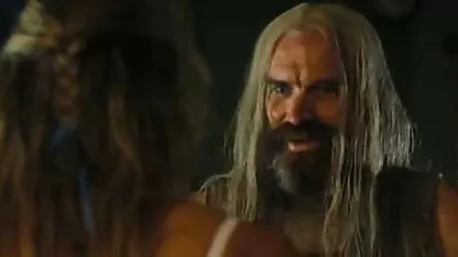 Con người khiêm tốn hôn một cô gái, và lấy nó trong âm đạo phim sec có thuyết minh của cô