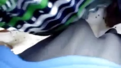 Cô gái xé sec jav một gái điếm trong các con gái và một dương vật,