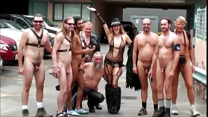 Sinh xem sec hd viên, những người đã được đào tạo để xem trong phòng thay đồ