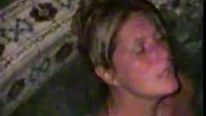 Các sĩ quan hứa sẽ thả các cô gái, nếu ông có thể làm phim sec jav cho mình hạnh phúc