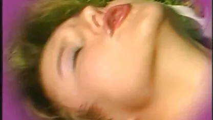 Xoa bóp thực hiện dưới lòng bàn tay để làm đẹp với nóng với med phím séc 2018 massage